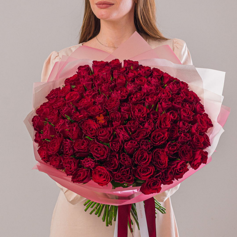101 красная фирменная роза